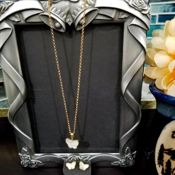 Set of earring and necklace with pendant - Picture 2 of 10